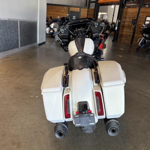 Harley-Davidson® CVO™ Road Glide® ST 2024 thumb 1