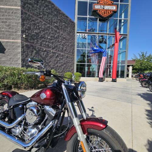 FLS 2014 Softail Slim® thumb 0