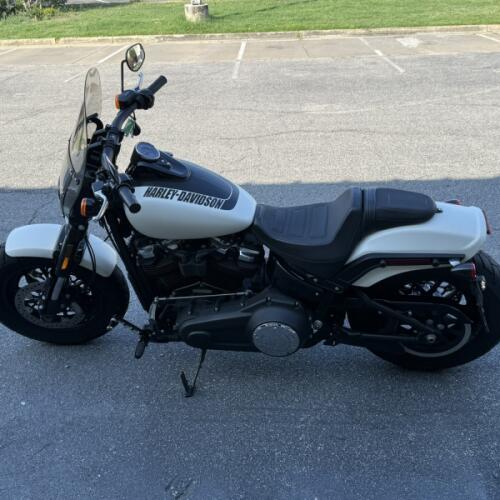 FXFBS 2018 Fat Bob® 114 thumb 1