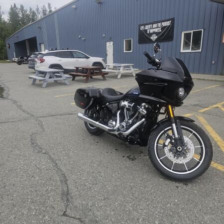 2026 Harley-Davidson® Low Rider® ST thumb 3