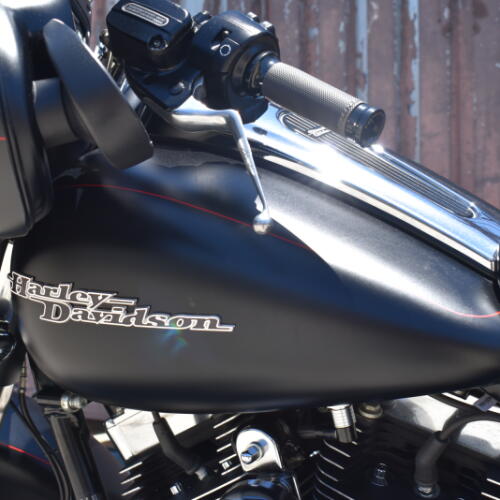2016 Harley-Davidson® Street Glide® Special FLHXS thumb 2