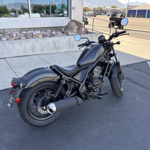 2026 Honda Rebel® 300 E-Clutch thumb 0