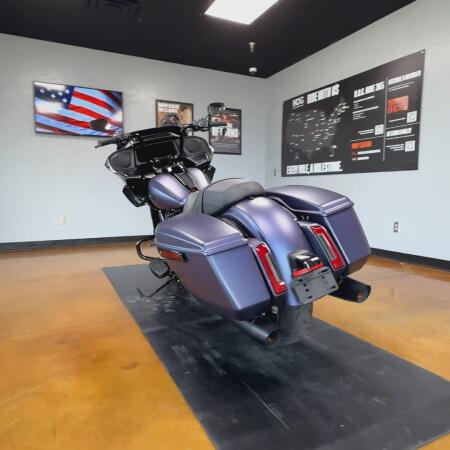 2025 Harley-Davidson® Road Glide® Purple Abyss Denim - Black Finish thumb 2