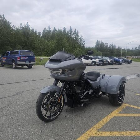 2026 Harley-Davidson® Road Glide 3  thumb 1