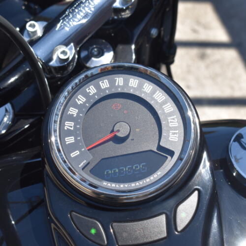 2024 Harley-Davidson® Heritage Classic FLHCS thumb 3