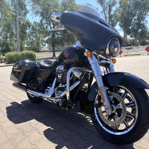 FLHT 2020 Electra Glide® Standard thumb 2