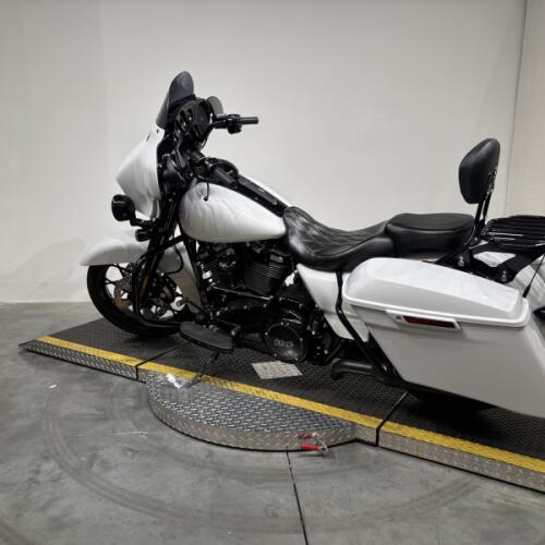 FLHXS 2020 Street Glide® Special thumb 1