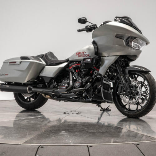 2025 HARLEY-DAVIDSON FLTRXSTSE CVO ROAD GLIDE ST in Mercury Silver thumb 3
