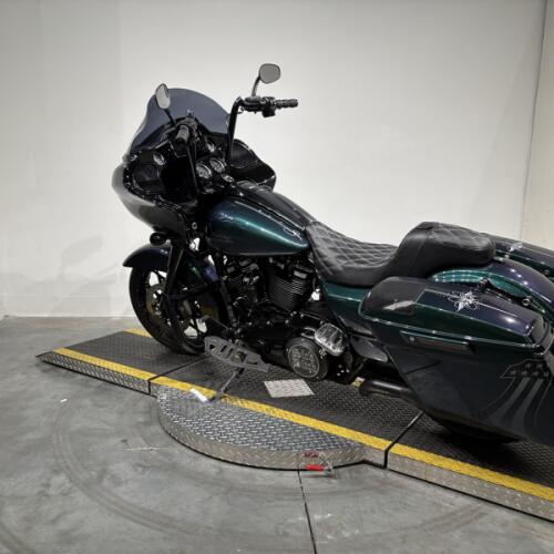 2021 Harley-Davidson® Road Glide® Special Snake Venom thumb 1