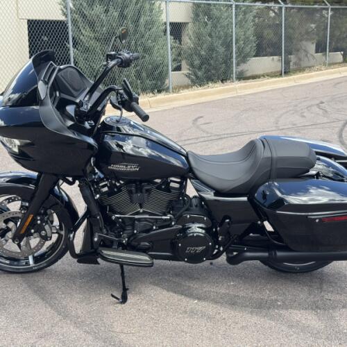 2026 Harley-Davidson® Road Glide® thumb 0