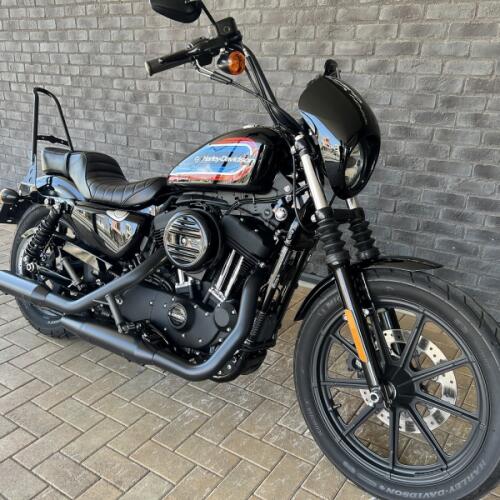 2020 Harley-Davidson® Iron 1200™ Vivid Black thumb 3