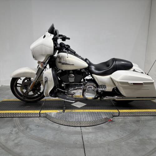 FLHXS 2015 Street Glide® Special thumb 0