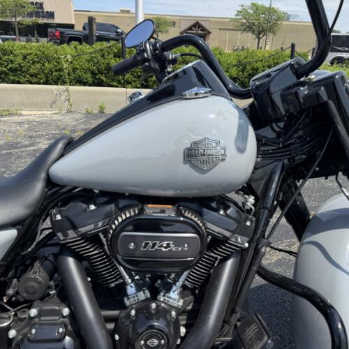 FLHRXS 2024 Road King™ Special thumb 3