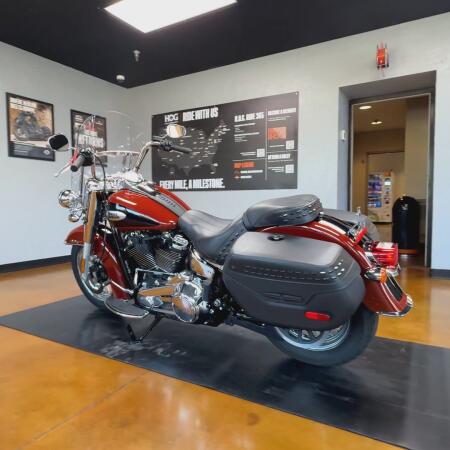2024 Harley-Davidson® Heritage Classic Red Rock / Vivid Black thumb 1