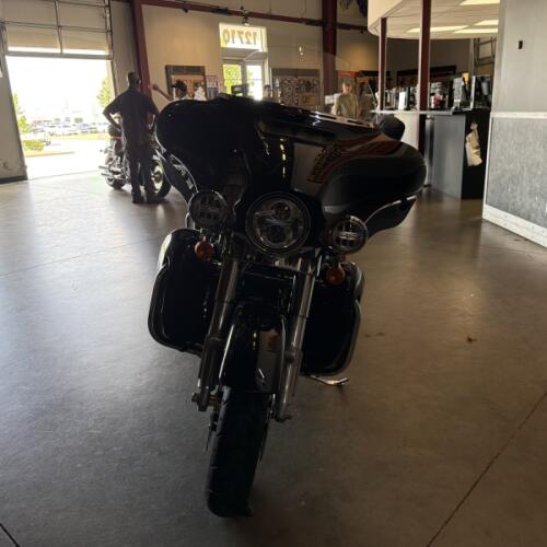Harley-Davidson® Ultra Limited 2022 thumb 3