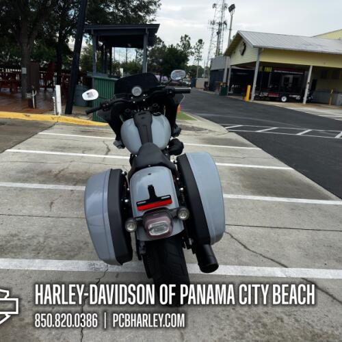 2026 Harley-Davidson® Low Rider® ST thumb 2