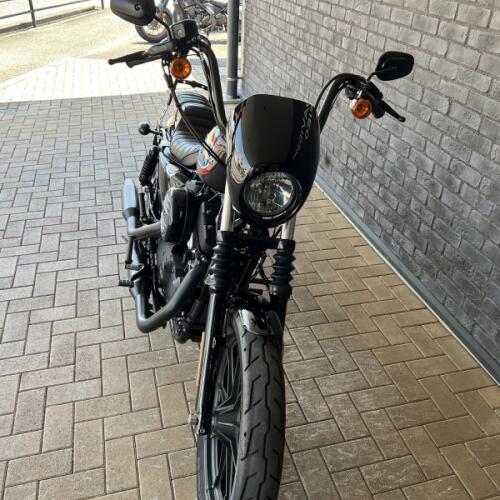 2020 Harley-Davidson® Iron 1200™ Vivid Black thumb 0