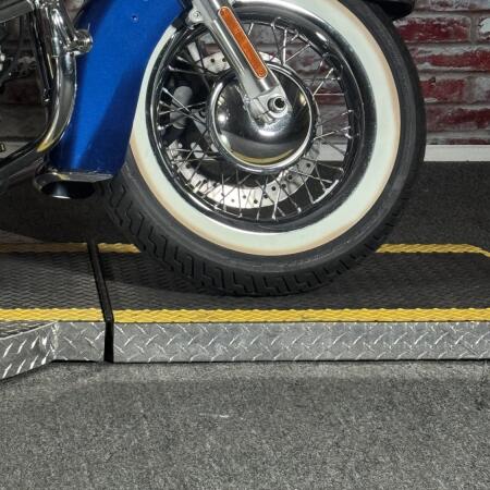 FLSTC 2016 Heritage Softail® Classic thumb 1