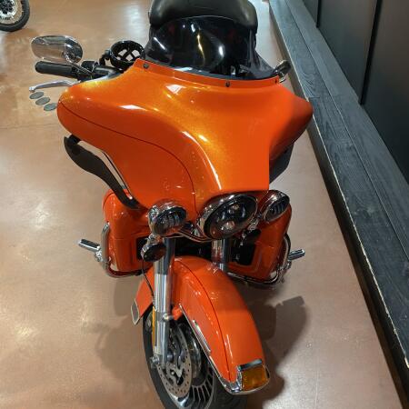 2012 Harley-Davidson® Electra Glide® Ultra Limited FLHTK  thumb 1