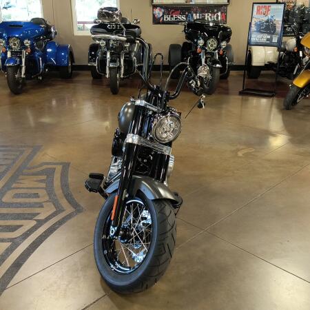 FLS 2018 Softail Slim® thumb 2