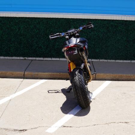 2015 Hypermotard thumb 1