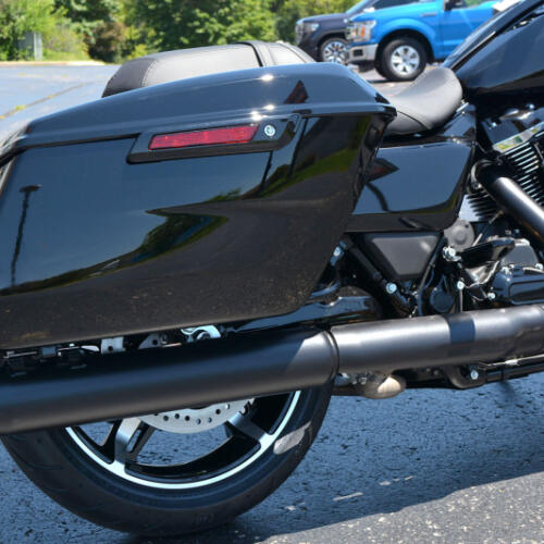 2026 Harley-Davidson® Road Glide® Vivid Black Black Trim thumb 0