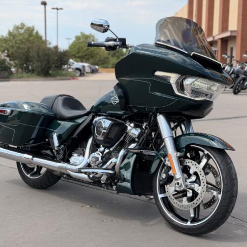2024 Harley-Davidson® Road Glide® FLTRX Alpine Green 601925 thumb 3