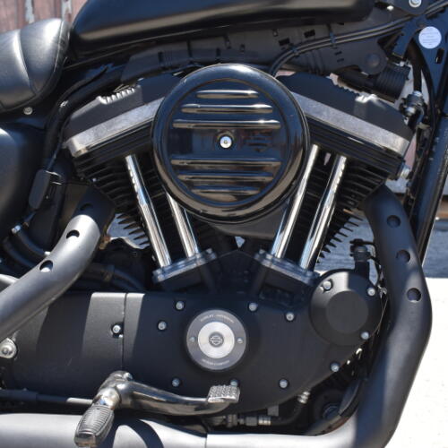 2018 Harley-Davidson® Iron 883™ XL 883N thumb 2