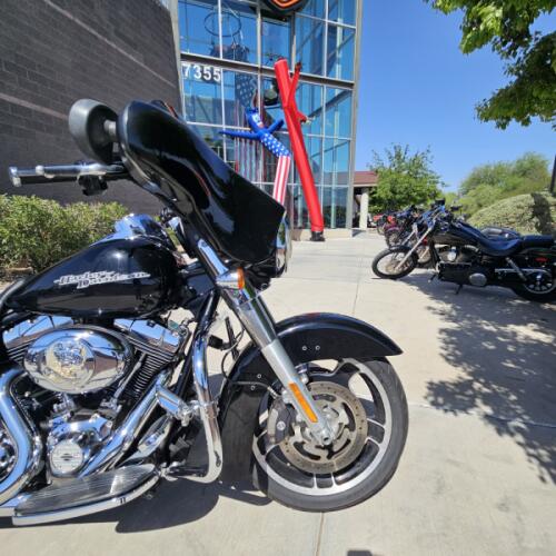 FLHX 2013 Street Glide® thumb 1