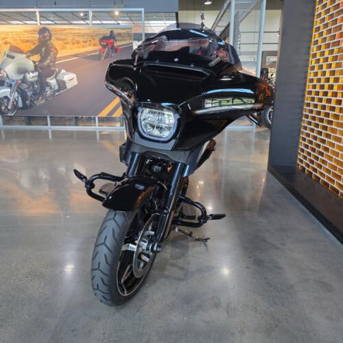 Harley-Davidson® Street Glide® 2024 thumb 2