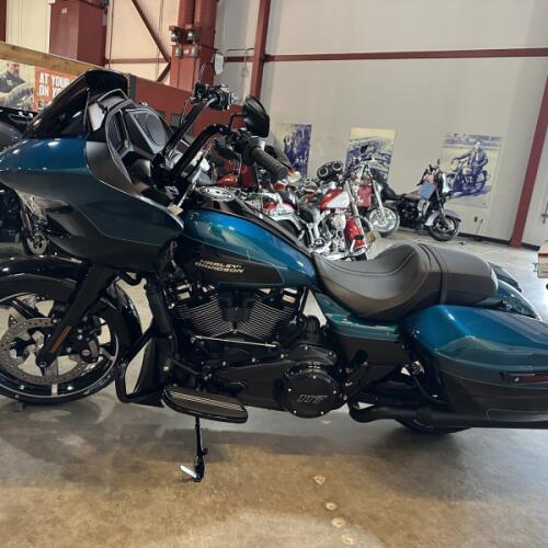 Harley-Davidson® Road Glide® 2026 thumb 2