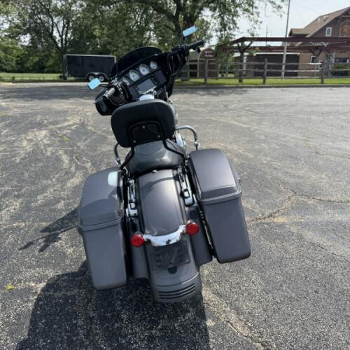 FLHXS 2016 Street Glide® Special thumb 2