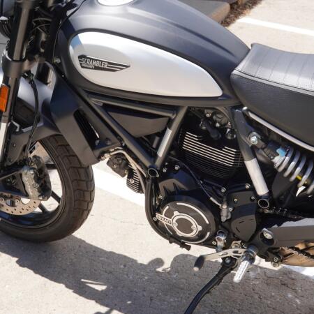 2022 Scrambler Icon Dark thumb 0