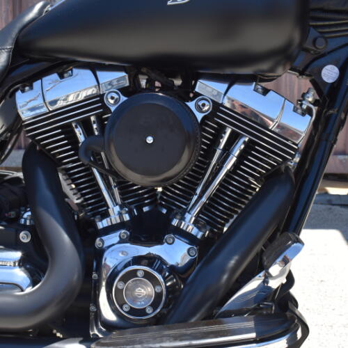 2016 Harley-Davidson® Street Glide® Special FLHXS thumb 2