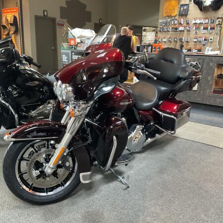 2015 Harley-Davidson® Ultra Limited Low Two-Tone Mysterious Red Sunglo/Blackened Cayenne Sunglo thumb 0