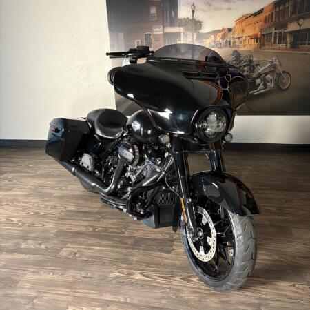FLHXS 2022 Street Glide® Special thumb 2
