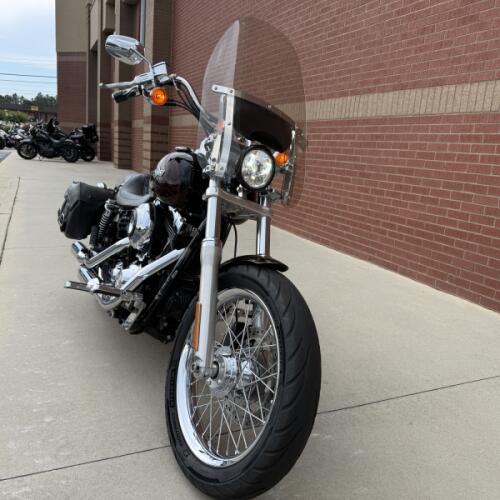 2011 Harley-Davidson® Super Glide® Custom Two-Tone Dark Candy Root Beer/Light Candy Root Beer thumb 2