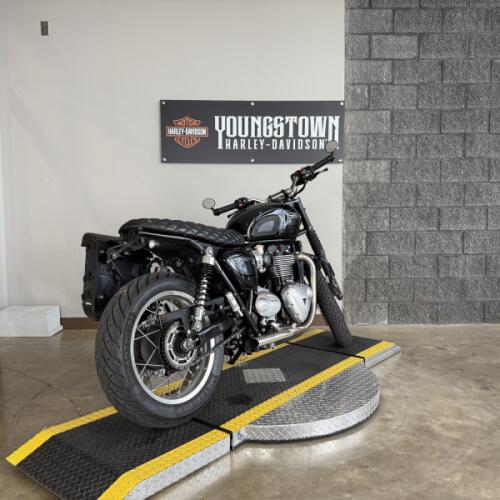 2023 Triumph Bonneville T120  thumb 2