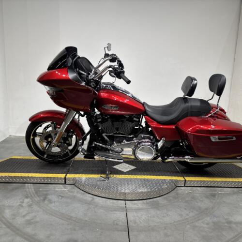 FLTRX 2025 Road Glide™ thumb 0