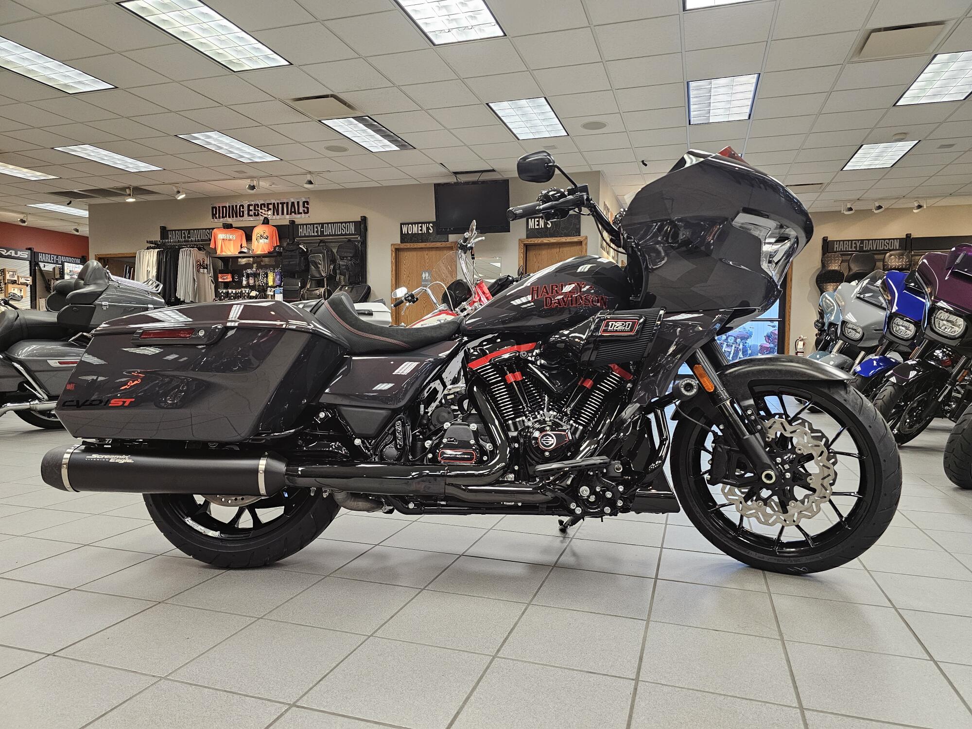 FLTRXSTSE 2026 CVO Road Glide ST