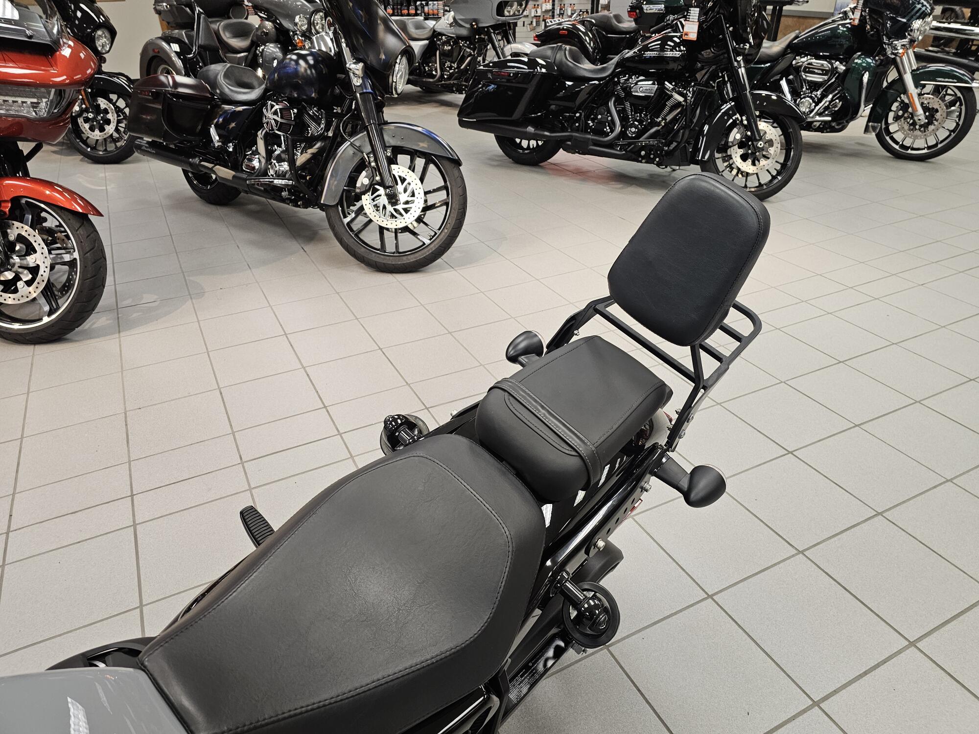 RH975 2026 Nightster®, photo 20