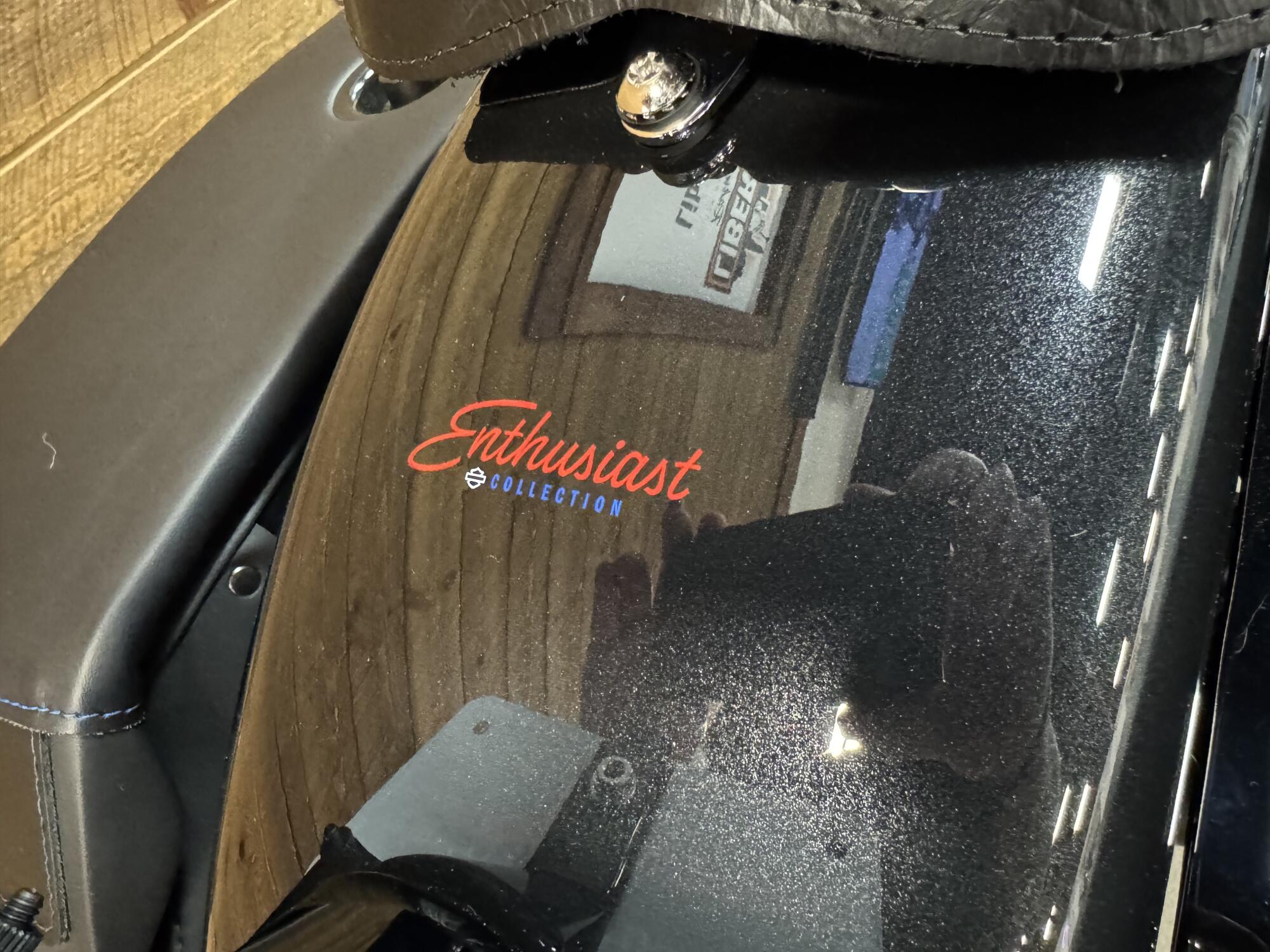 2026 Harley-Davidson® Heritage Classic Midnight Ember w/Laced Wheels FLHC, photo 9