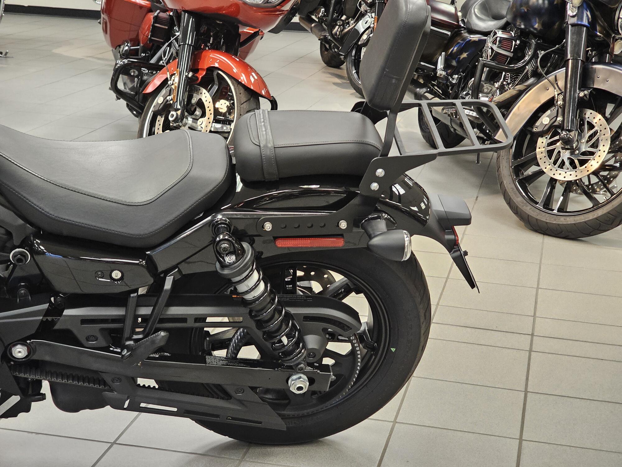 RH975 2026 Nightster®, photo 14