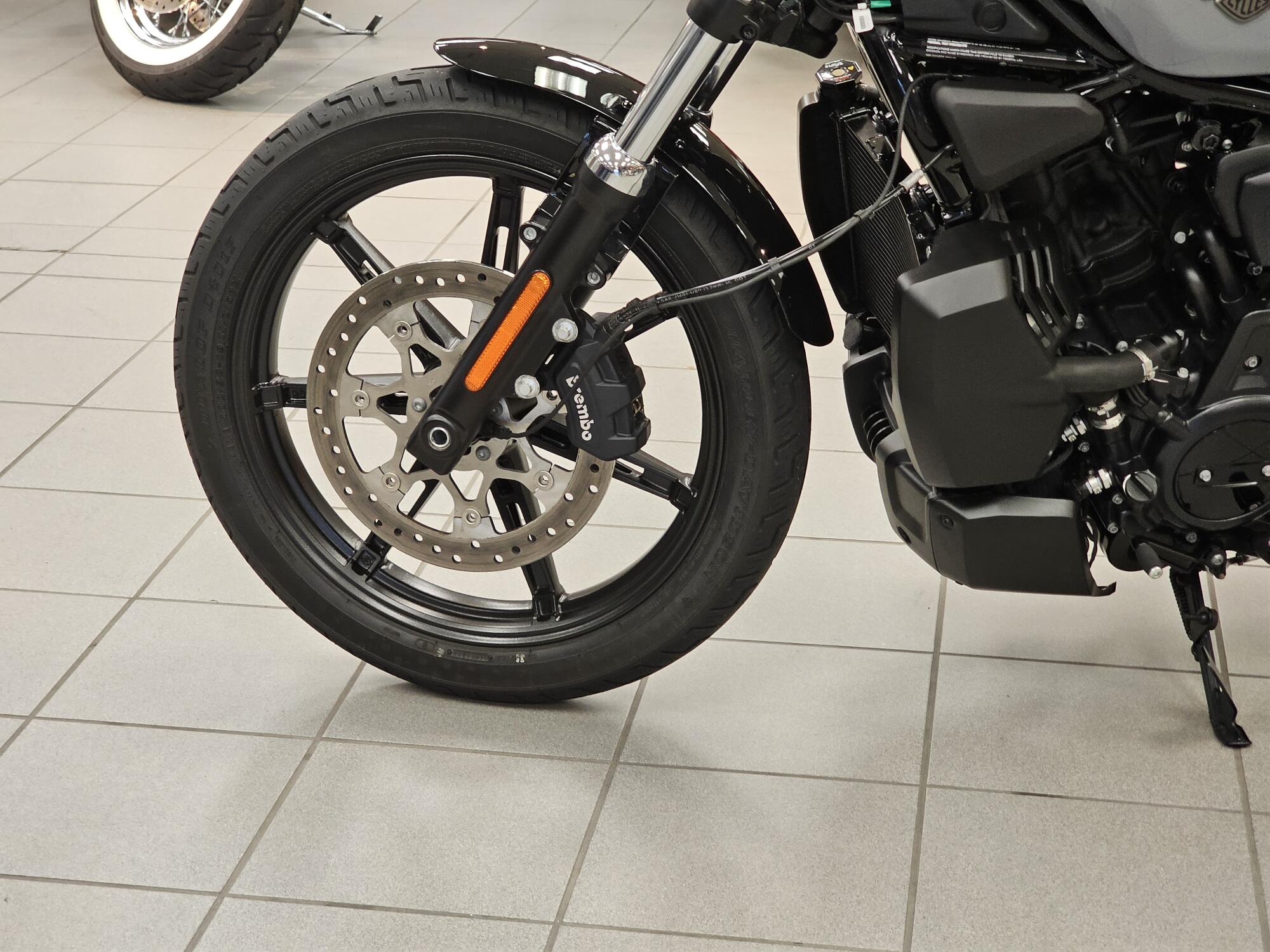 RH975 2026 Nightster®, photo 12