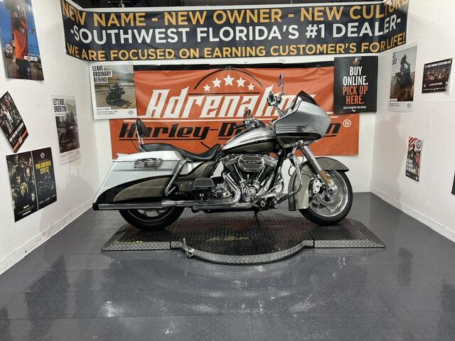 FLTRSE3 2009 CVO™ Road Glide®