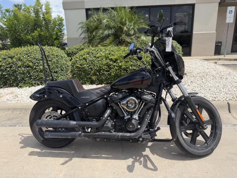 2024 Harley-Davidson® Street Bob® 114 Blue Burst