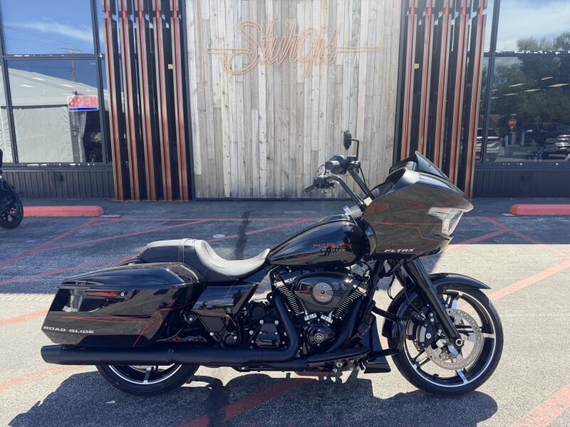 Harley-Davidson® Road Glide® 2026