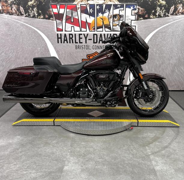 2024 FLHXSE CVO™ Street Glide®