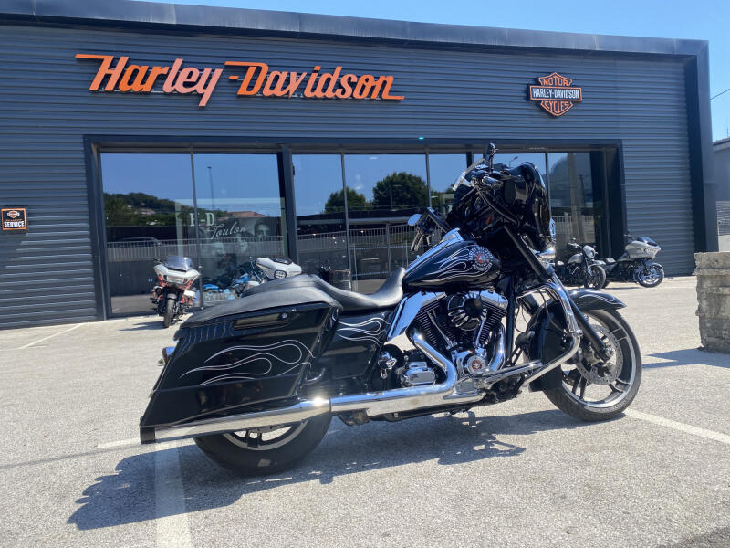 2015 Harley-Davidson® Street Glide® Special
