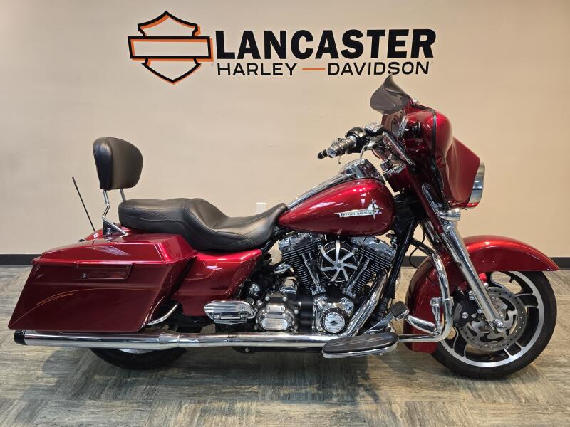 2012 Harley-Davidson® Street Glide® Ember Red Sunglo FLHX